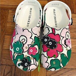 CROCS Marimekko Floral Clogs - Green, Pink, Black